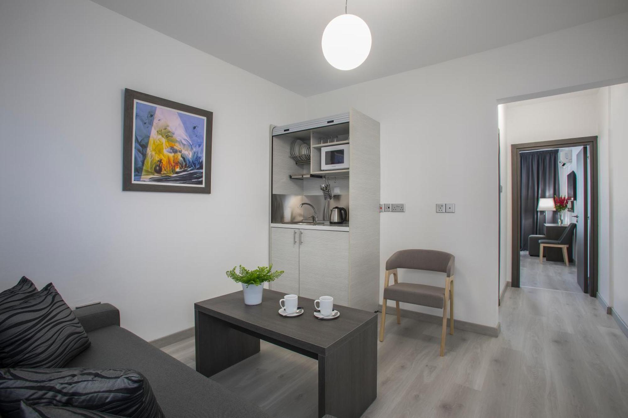 Blazer Residence Lárnaka Eksteriør bilde