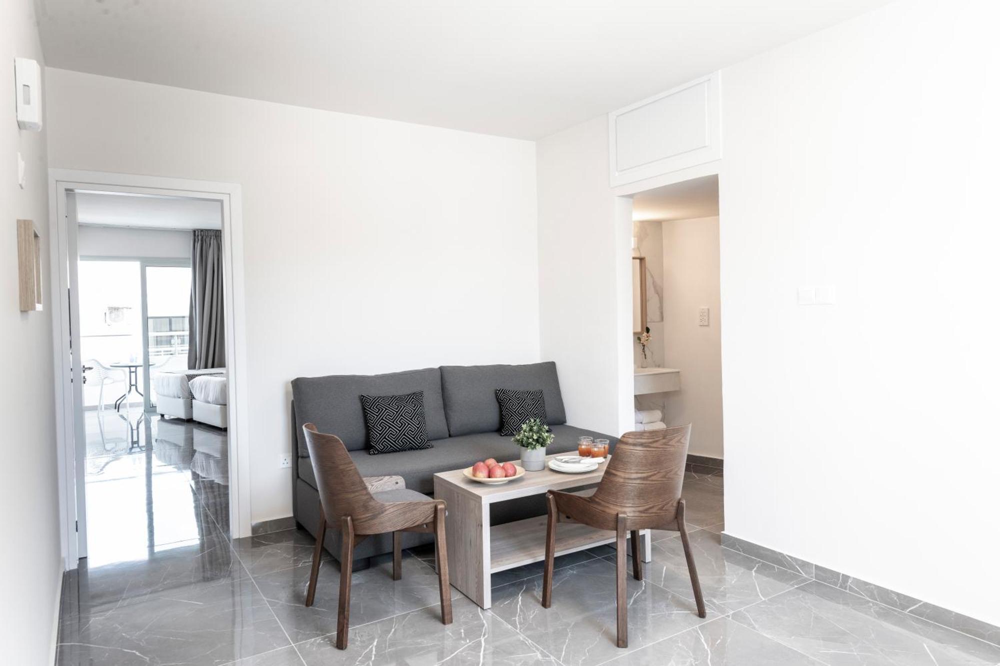 Blazer Residence Lárnaka Eksteriør bilde